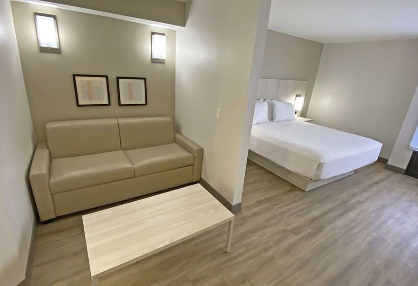 Отель Best Western Plus Sugar Land Stafford