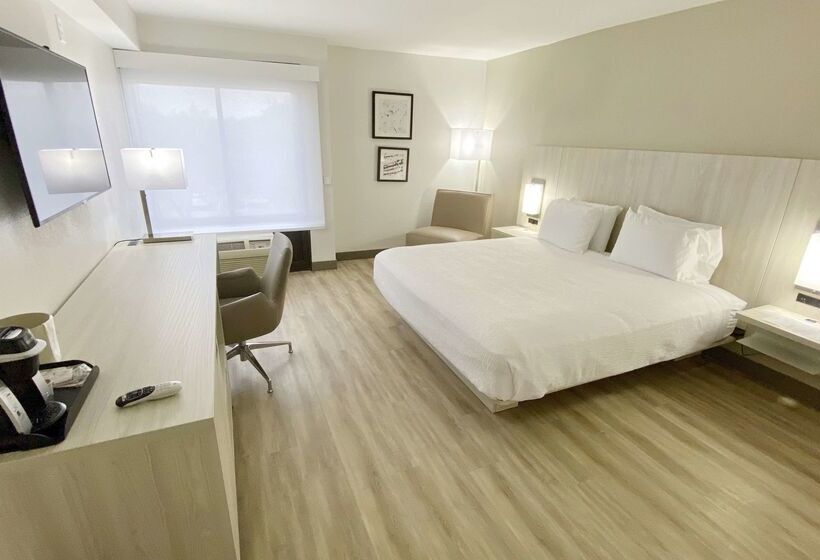 Отель Best Western Plus Sugar Land Stafford