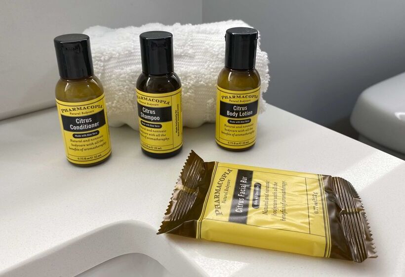 Отель Best Western Plus Sugar Land Stafford