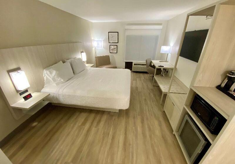 Отель Best Western Plus Sugar Land Stafford