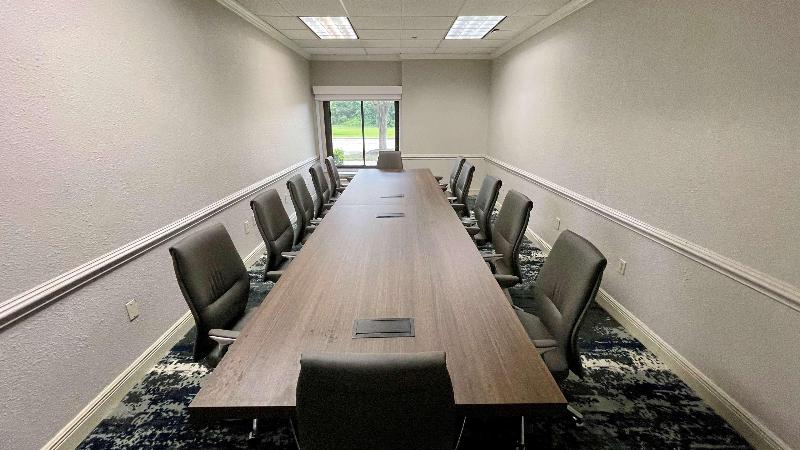 Отель Best Western Plus Sugar Land Stafford