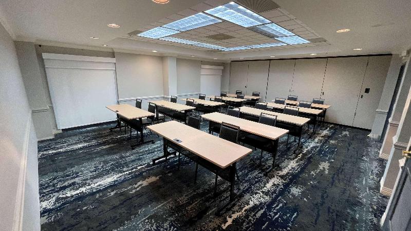 Отель Best Western Plus Sugar Land Stafford