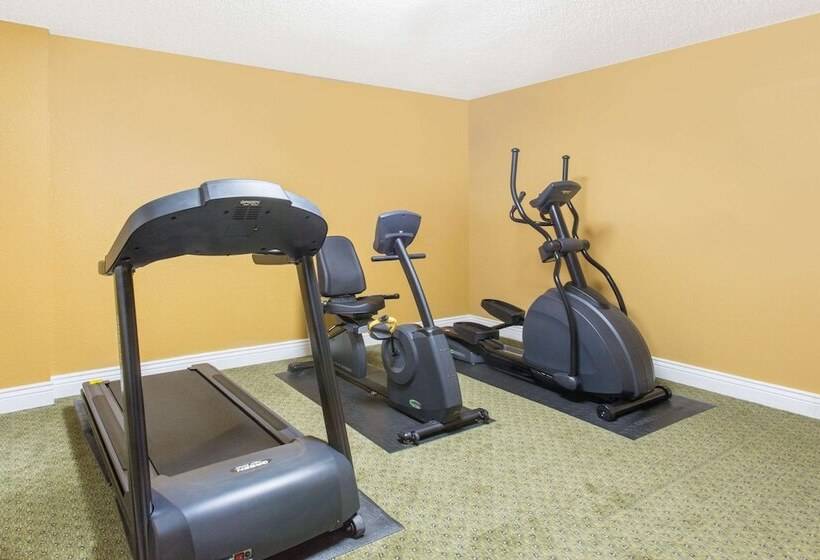 Ramada By Wyndham Elko Hotel At Stockmen S Casino