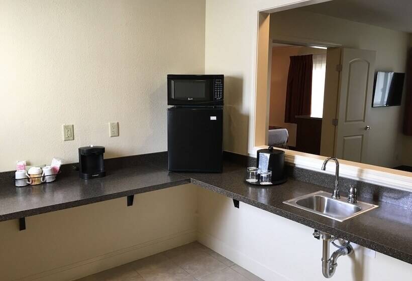 Ramada By Wyndham Elko Hotel At Stockmen S Casino