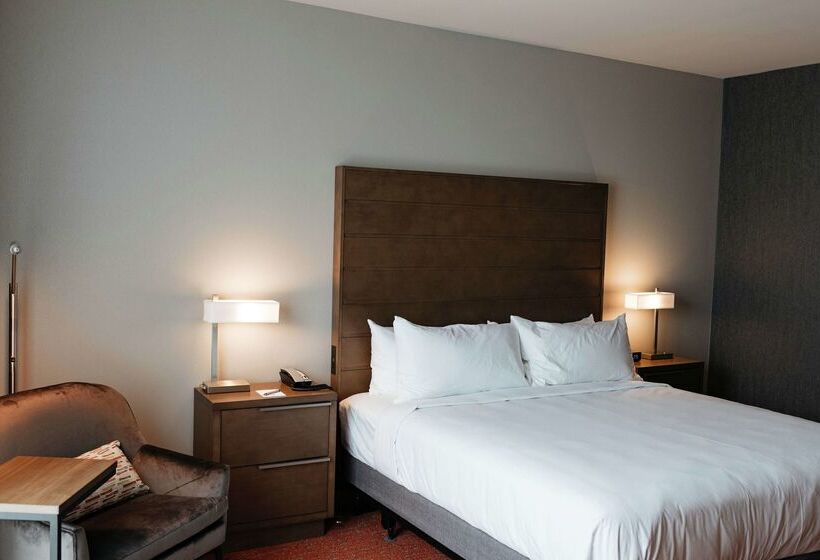 Revel Hotel Des Moines Urbandale, Tapestry Collection By Hilton
