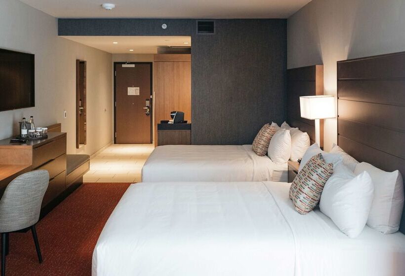 Revel Hotel Des Moines Urbandale, Tapestry Collection By Hilton