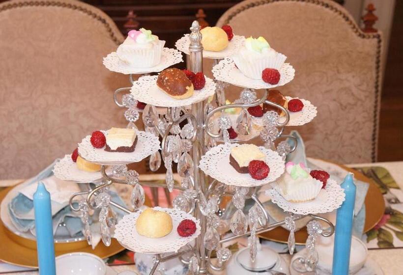 فندق Silver Fountain Inn