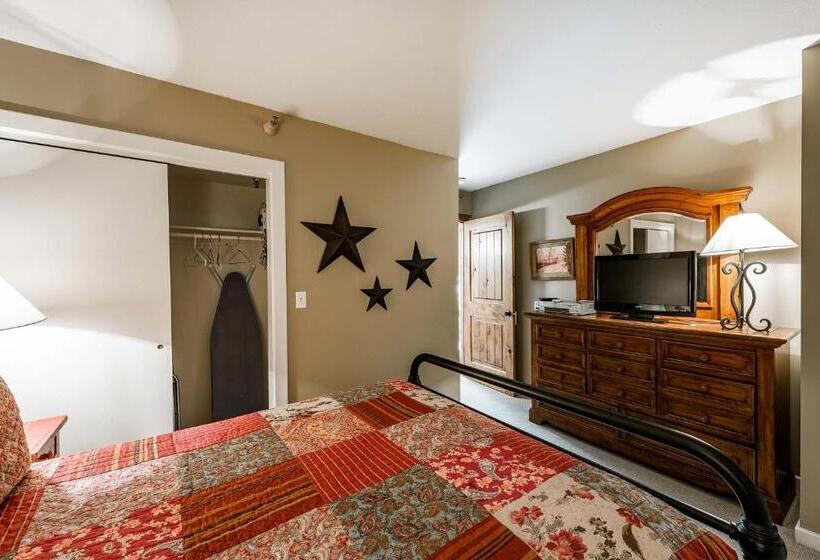 ホテル Silver King By All Seasons Resort Lodging