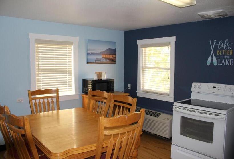 ホテル Skylark Shores Resort