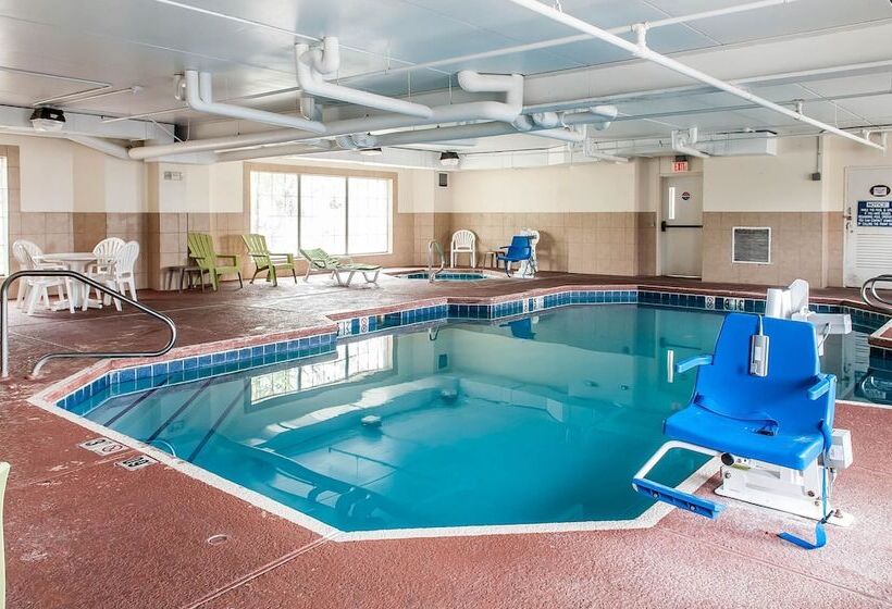 Отель Sleep Inn Airport