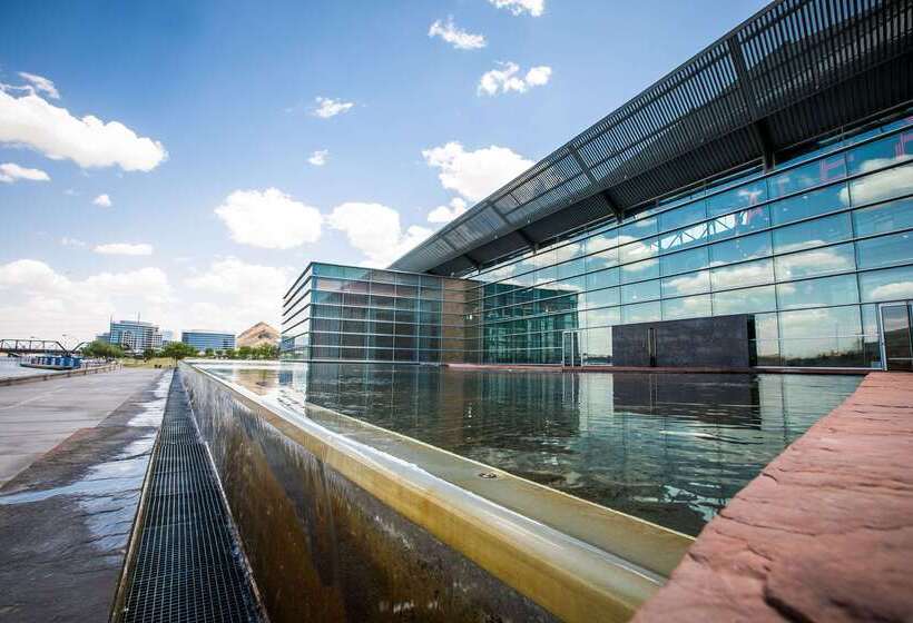 هتل Sleep Inn Airport Phoenix