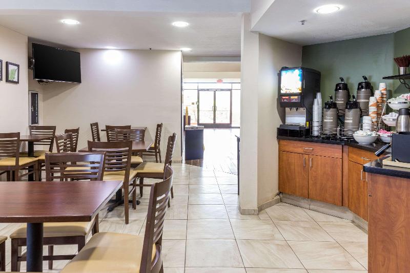 هتل Sleep Inn Airport Phoenix