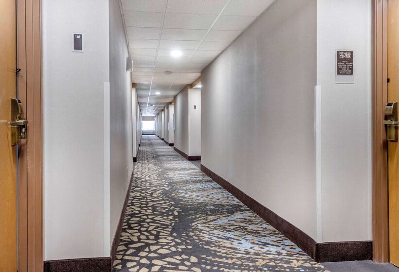 فندق Sleep Inn & Suites