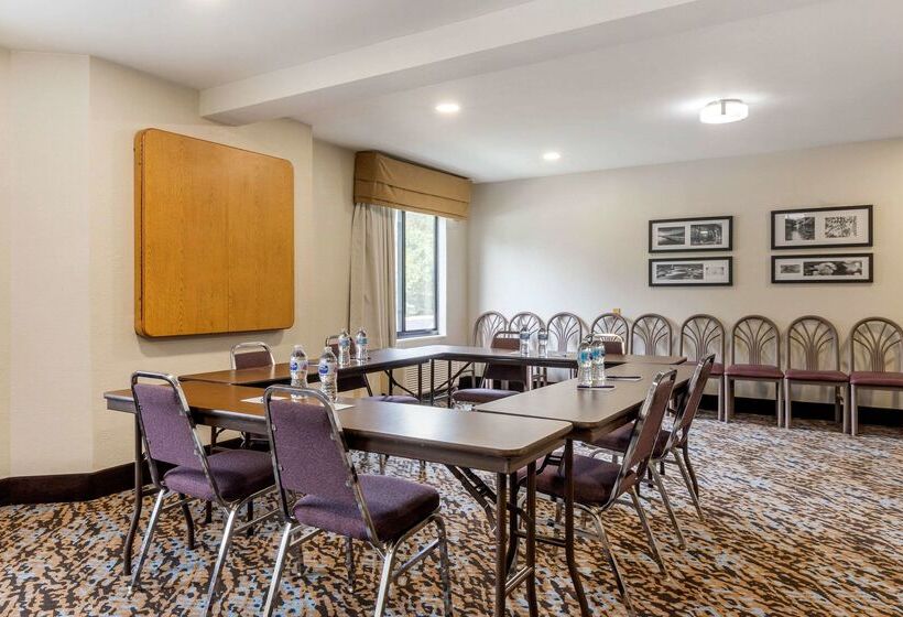 فندق Sleep Inn & Suites