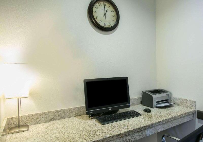 ホテル Sleep Inn & Suites Round Rock   Austin North