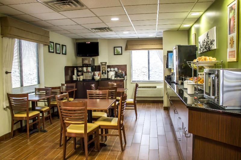 Отель Sleep Inn Austintown   Youngstown, West