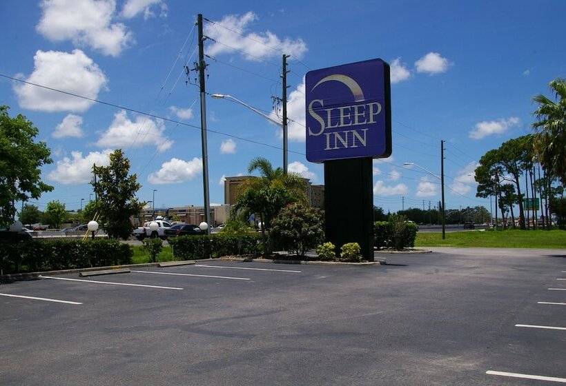 בית מלון כפרי Sleep Inn Clearwaterst Petersburg