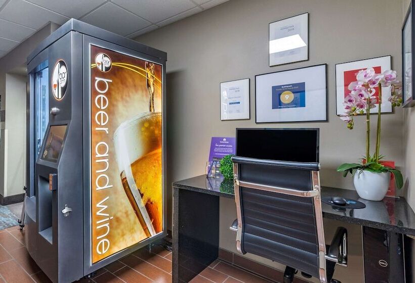 בית מלון כפרי Sleep Inn Clearwaterst Petersburg