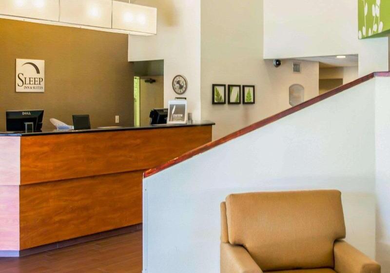 בית מלון כפרי Sleep Inn