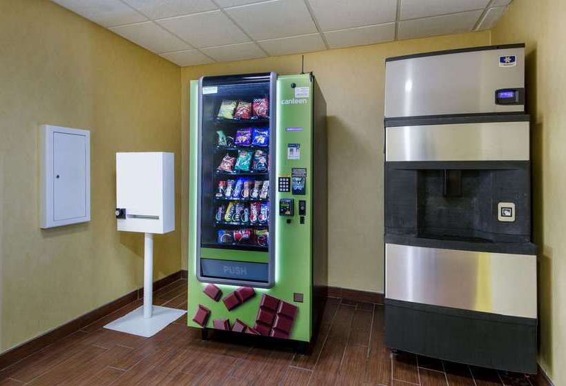 فندق Sleep Inn Hanes Mall