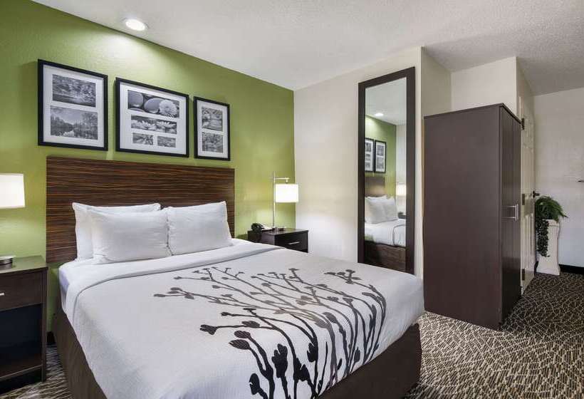 בית מלון כפרי Sleep Inn Hanes Mall