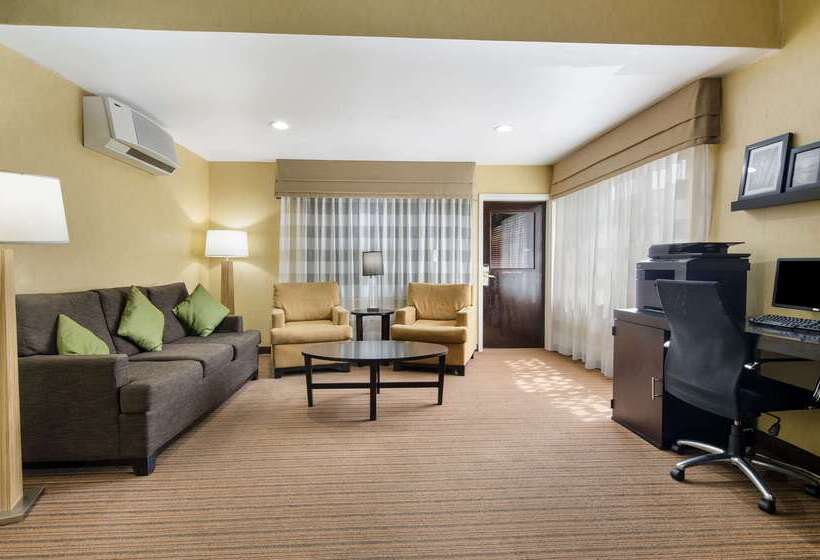 فندق Sleep Inn Hanes Mall