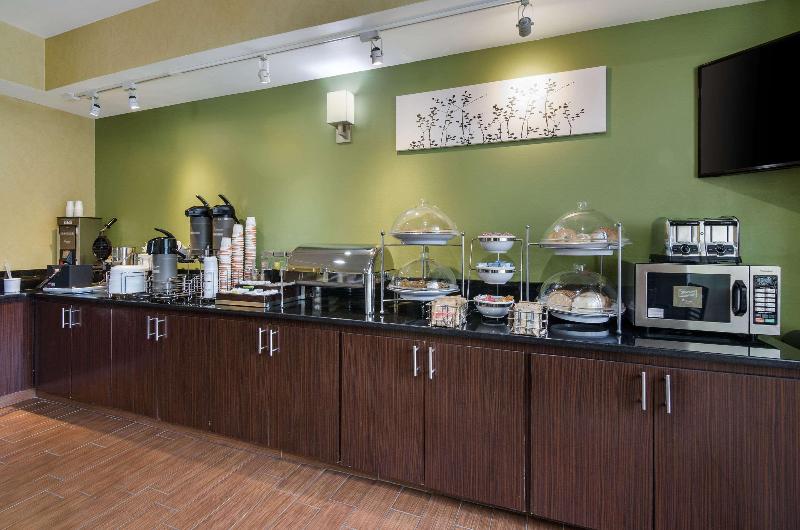 فندق Sleep Inn Hanes Mall