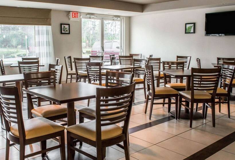 בית מלון כפרי Sleep Inn Historic