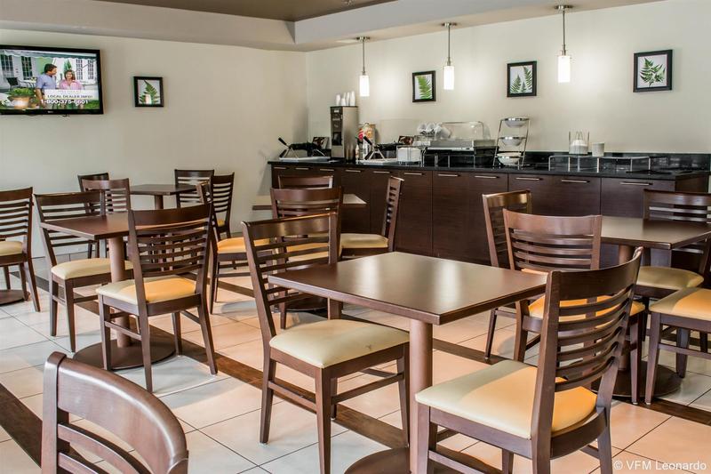 בית מלון כפרי Sleep Inn Historic