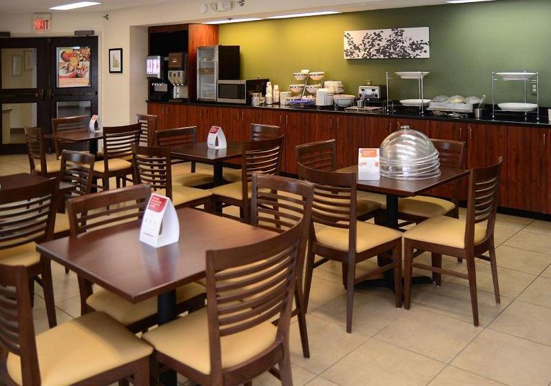 בית מלון כפרי Sleep Inn Horn Lakesouthaven