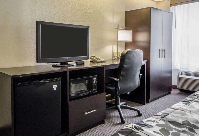 בית מלון כפרי Sleep Inn Louisville Airport & Expo