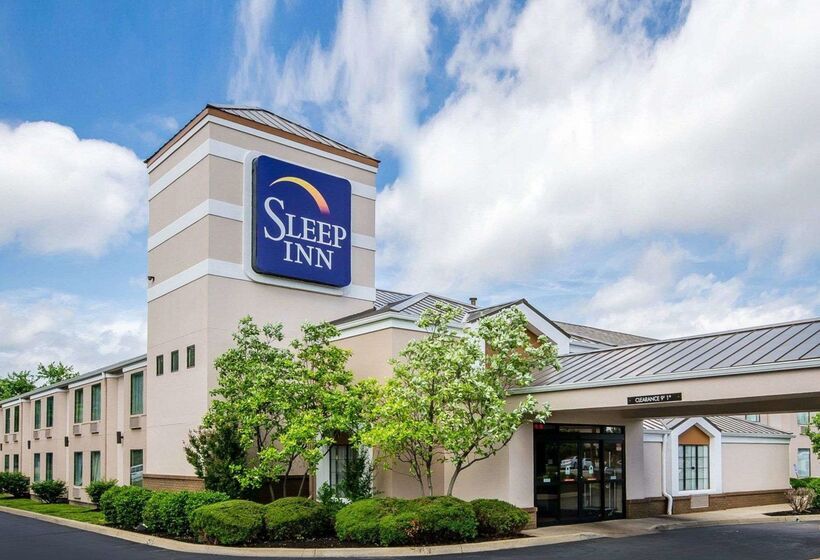בית מלון כפרי Sleep Inn Louisville Airport & Expo