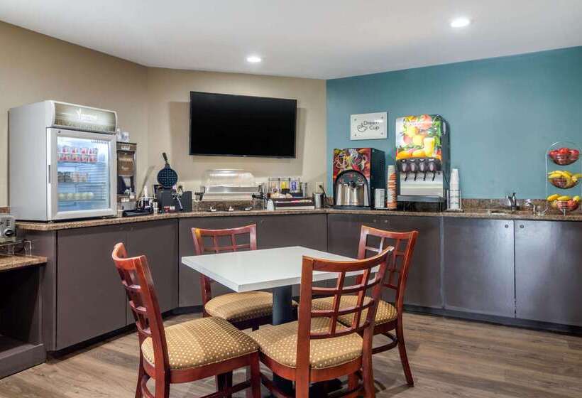 Отель Comfort Inn Marietta Atlanta Near Ballpark Galleria