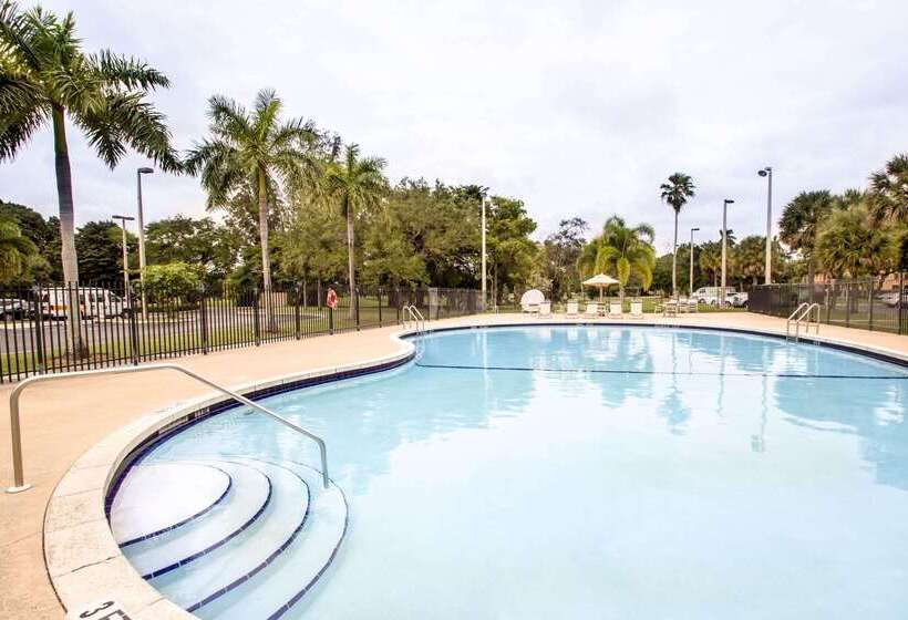 ホテル Sleep Inn Miami Airport