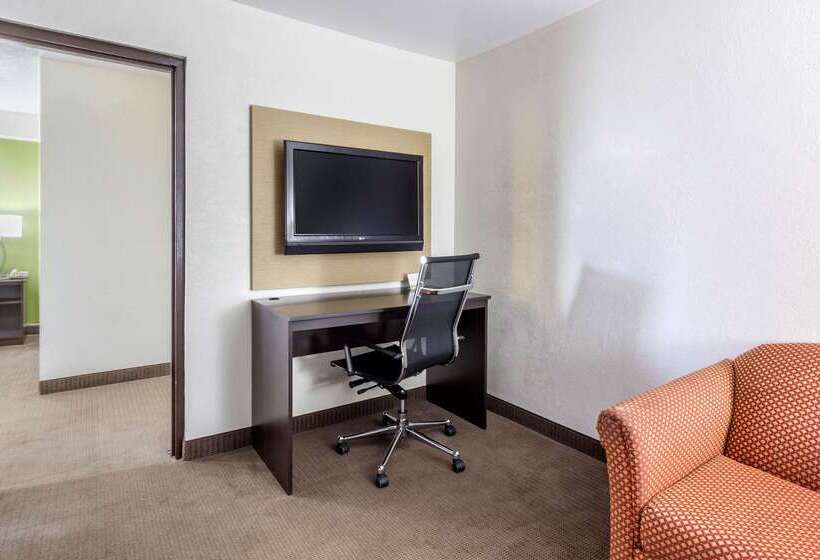 فندق Sleep Inn Near Busch Gardens   Usf