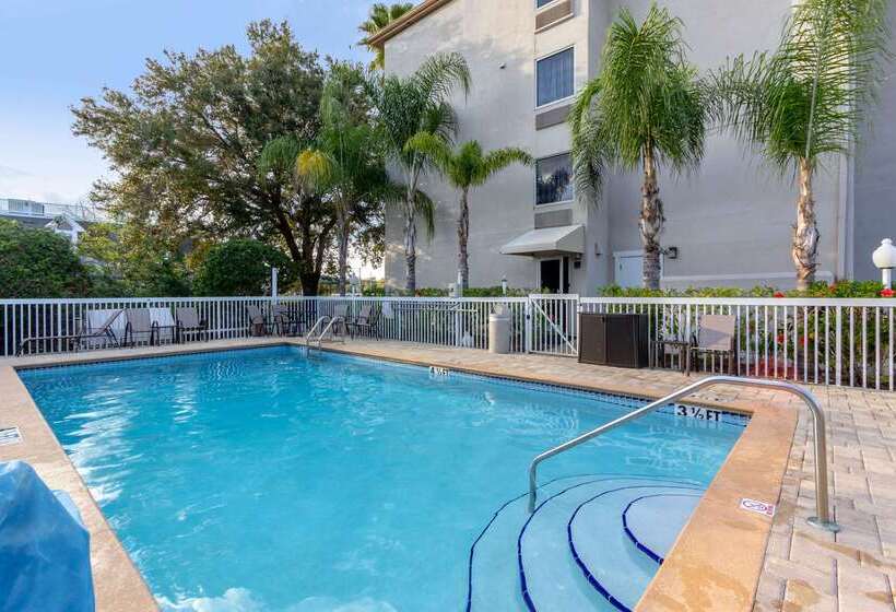 فندق Sleep Inn Near Busch Gardens   Usf