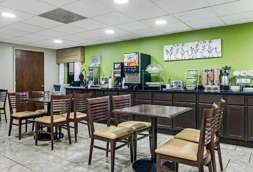 Отель Sleep Inn Near I 80 And I 94