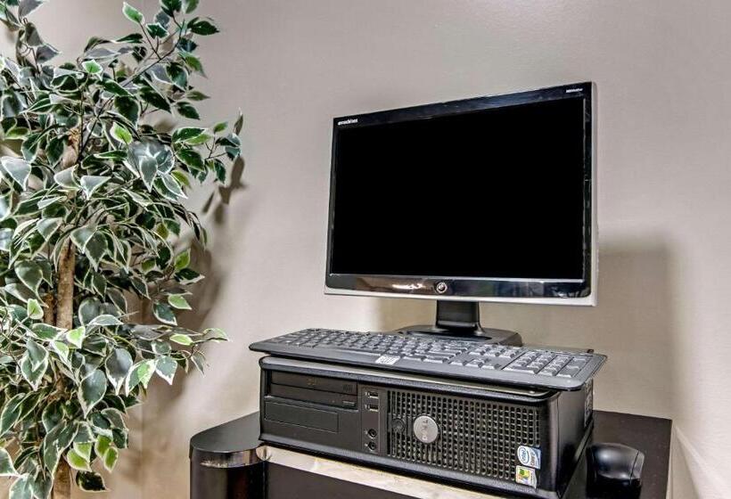 Отель Sleep Inn Near I 80 And I 94