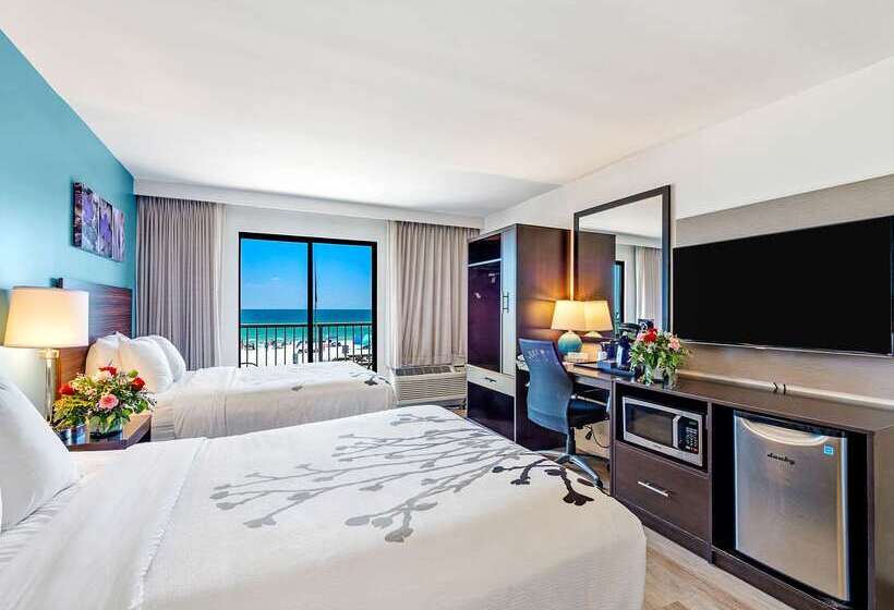 هتل Sleep Inn On The Beach