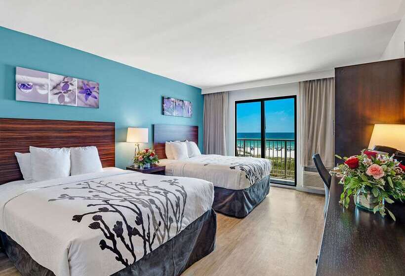 هتل Sleep Inn On The Beach