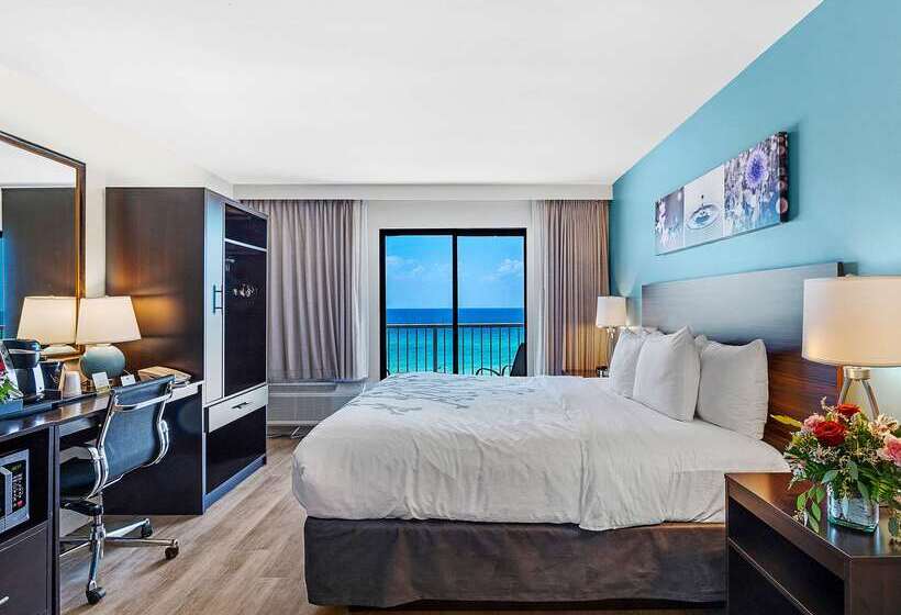 호텔 Sleep Inn On The Beach