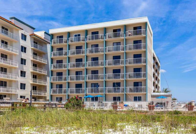 هتل Sleep Inn On The Beach