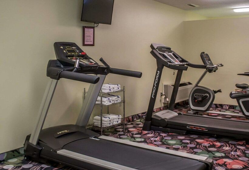 ホテル Sleep Inn Sandusky