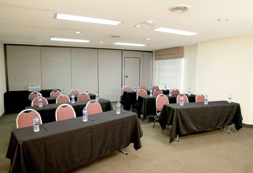 ホテル Sleep Inn Sandusky