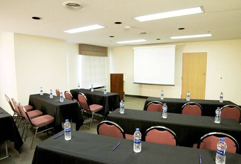 ホテル Sleep Inn Sandusky