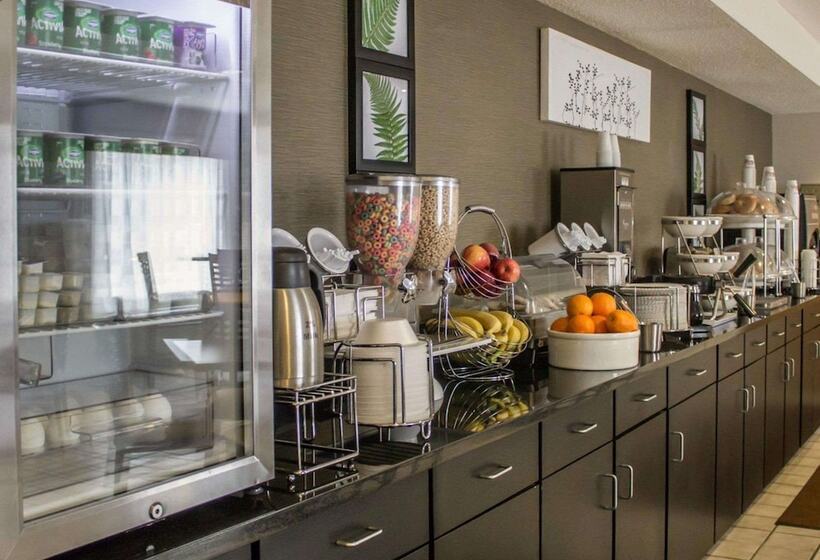 ホテル Sleep Inn Sandusky