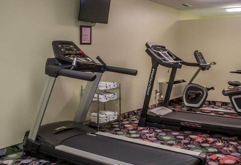 ホテル Sleep Inn Sandusky