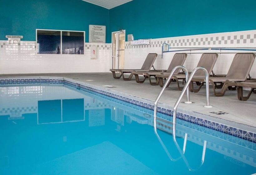 ホテル Sleep Inn Sandusky