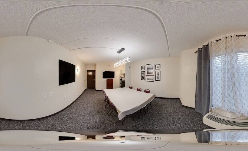 هتل Clarion Pointe Sevierville Pigeon Forge