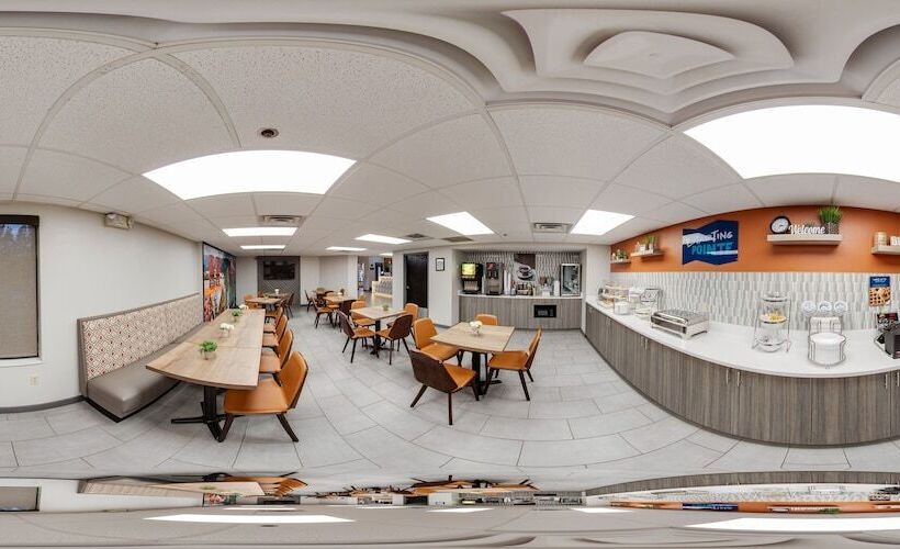 هتل Clarion Pointe Sevierville Pigeon Forge